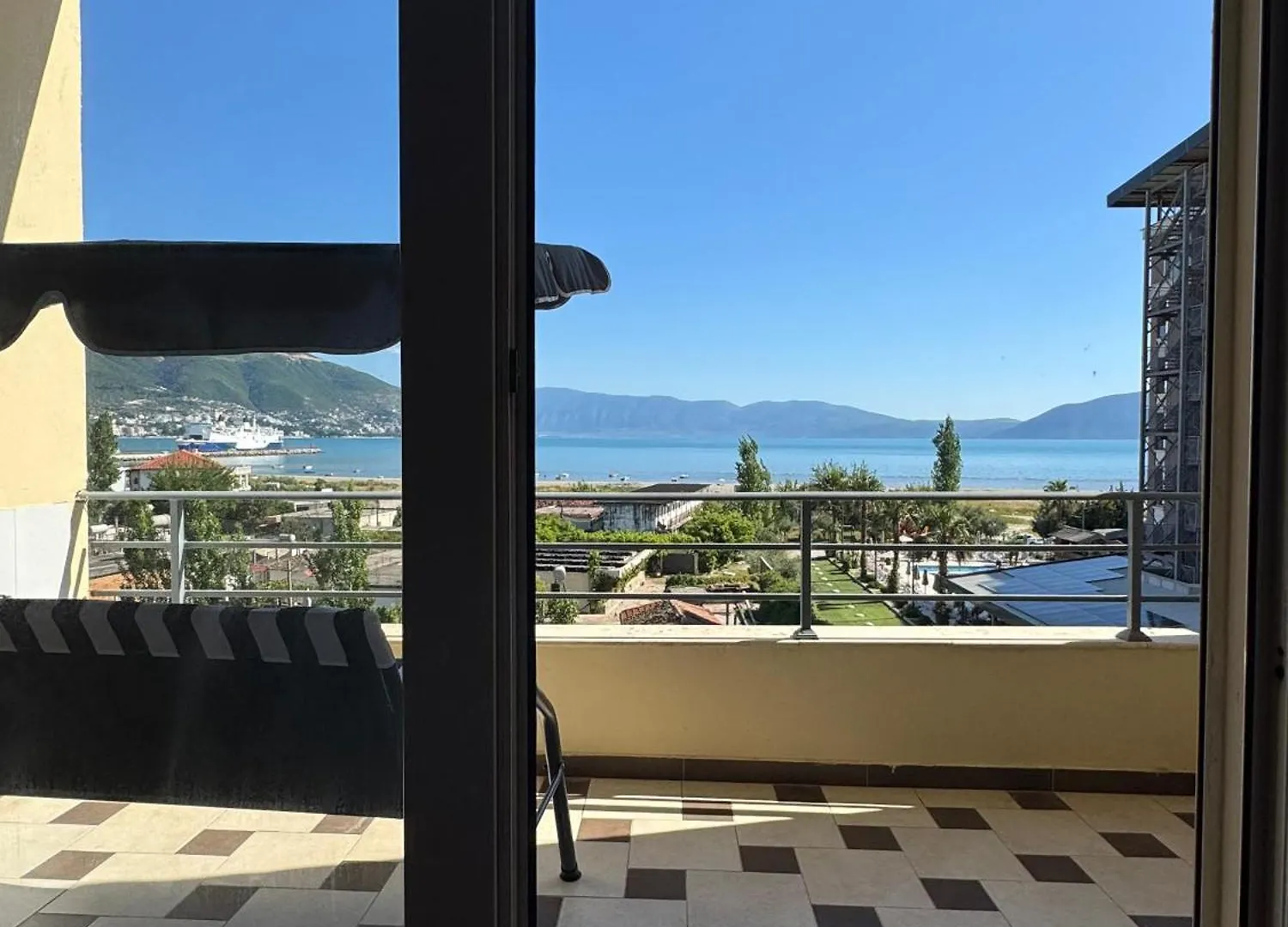 Apartamento Modern Beach View Apartment, Vlorë